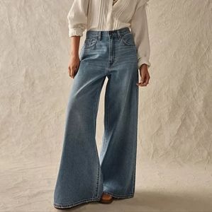 Levi's XL Flood Jeans Know It All